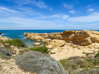 Sandstein an der Küste bei Monastir Tunesien Afrika