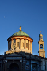 Obraz premium BERGAMO, ITALY: view of church Chiesa Prepositurale di Santa Maria Immacolata delle Grazie (Barriera delle Grazie) with bell tower on street Viale Papa Giovanni XXIII in Bergamo