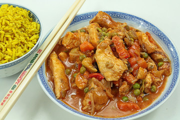 poulet et légumes sauce aigre-douce