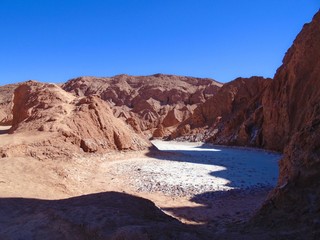 Fototapeta na wymiar Dry and remote landscape in Atacama