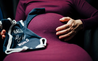 Mother awaiting baby, pregnacy belly - obrazy, fototapety, plakaty