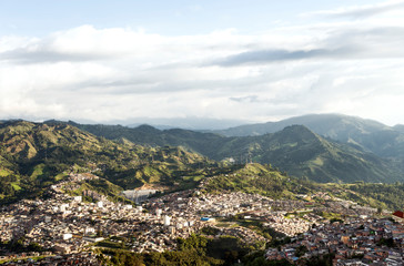 Fototapeta na wymiar Cityscapes of the City from Polish Corridor's Lookout in Manizales, Colombia.