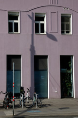 Fototapeta na wymiar Apartment building in Vienna, Austria