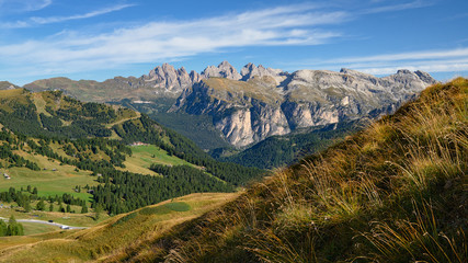 Naklejka premium Naturpark Puez-Geisler in den Dolomiten