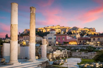 Foto op Plexiglas Hadrian's Library and Acropolis. © milangonda
