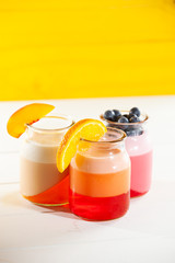 Gelatina con yogurt