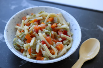 noodles with vegetables