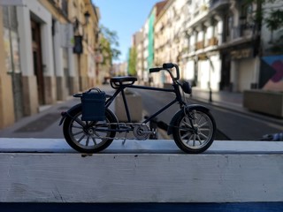 Fototapeta premium En bicicleta es mejor