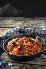 Hot chili con carne.