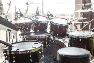 Fototapeta na wymiar drums-set with sticks on snare-drums