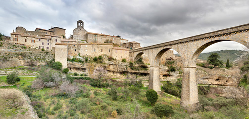 Vue du village de Minerve en Occitanie - Herault - France