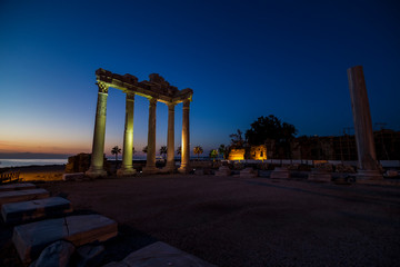 Naklejka premium Ancient city Apollo Temple in Manavgat, Turkey