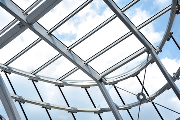 Arc polycarbonate canopy and reinforced concrete construction