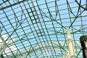 Fototapeta premium Arc polycarbonate canopy and reinforced concrete construction