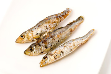 小魚の唐揚げ