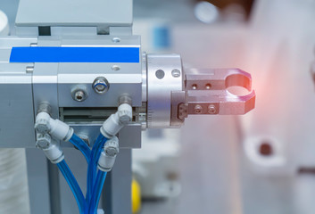robotic pneumatic input to robot handle grip handle