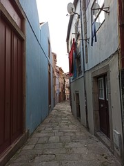 Fototapeta premium narrow street in old town of tallinn