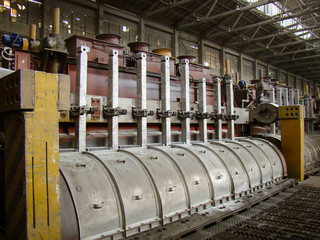 Furnaces annealed anode. Primary aluminum production from alumina. Hermetic electrolyser. The...