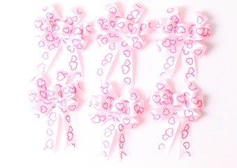 Obraz na płótnie Canvas Pink bow isolated on white background.