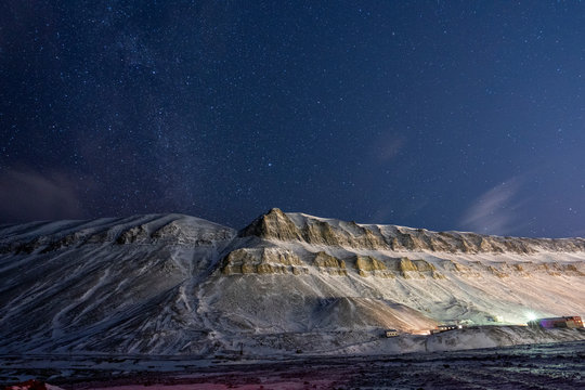 Photo of the Plateau Mountain in Longyearbyen, Svalbard, Norway in December. Time was around 9PM.