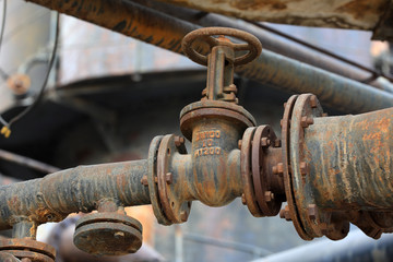 Metal Valves with Oxidative Rust