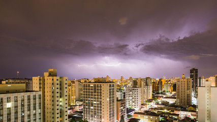 Gewitter in Ribeirão Preto, Brasilien