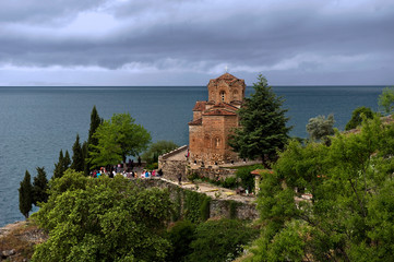 Fototapeta na wymiar Die Kirche des Heiligen Johannes von Kaneo am Ohridsee, Ohrid/ Republik Nordmazedonien