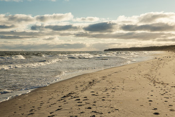 Einsamer Ostseestrand am Morgen auf Usedom