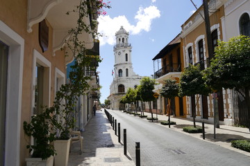 Zona Colonial: Calle Arzobispo Meriño mit Palacio Consistorial