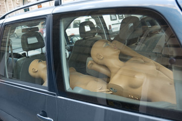 Sexual objectification, Mannequin in car