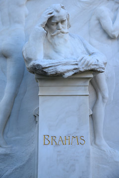 Grabmahl von Johannes Brahms in Wien