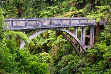 Selbstklebende Fototapeten Bridge to Nowhere Whanganui Nationalpark Neuseeland © Andrew