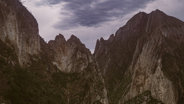 monta&ntilde;a