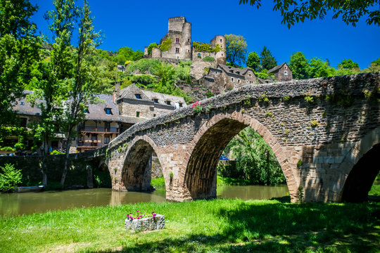 Belcastel, Aveyron, Occitanie, France.