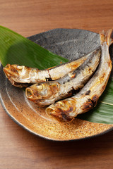 鰯の丸干し焼き