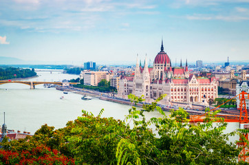 Fototapeta na wymiar Beautiful view of Hungarian parliament, Budapest , Hungary