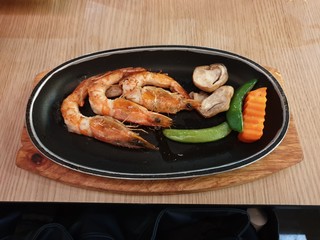 shrimp with spicy sauce