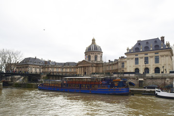 Fototapeta premium Paris, France : l'Institut de France, Académie française.