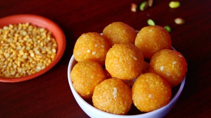Mothi Laddu