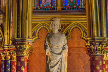Sainte-Chapelle, statue de Saint-Louis