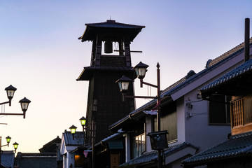 川越 町並み 時の鐘 夕暮れ