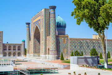 Sher-Dor Madrasah on Registan square, Samarkand, Uzbekistan