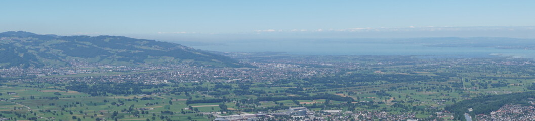 Fototapeta na wymiar Panoramaaufnahme von Dornbirn, Österreich