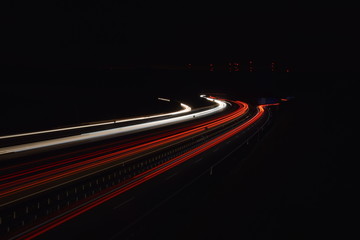 Autobahn bei Nacht nähe Würzburg, Deutschland