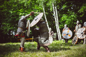 wojowie wczesnego średniowiecza © Tomasz