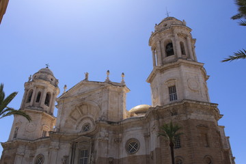 Fototapeta premium Cathedral of Cadiz (Catedral de Santa Cruz) in Andalusia, southern Spain. It was built between 1722 - 1838.