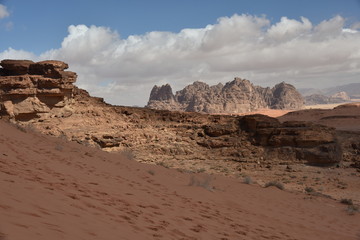 mountains in jordan