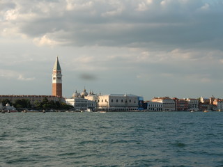 Fototapeta premium San Marco da lontano
