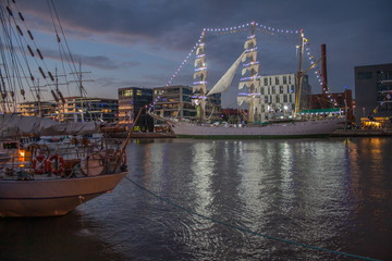 Fototapeta premium Sailing Ships at Harbor Bremerhaven Sail with beautiful sky 