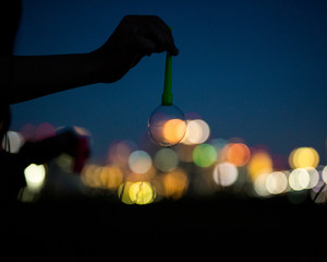 夜のシャボン玉